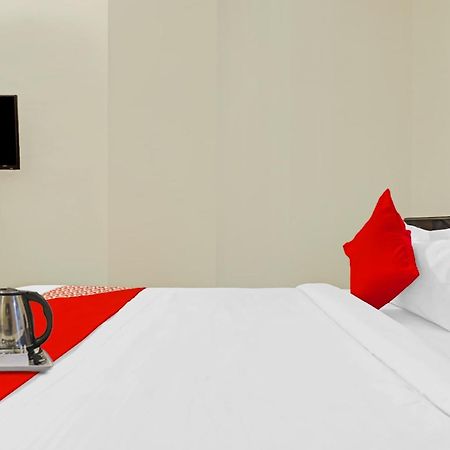 Oyo Happy Stay Hotels Hyderabad Luaran gambar